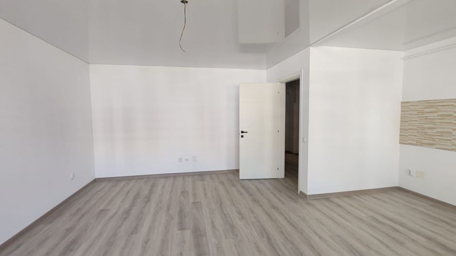 Apartament 3 camere 88 mp Copou 148600 euro - Poză 6