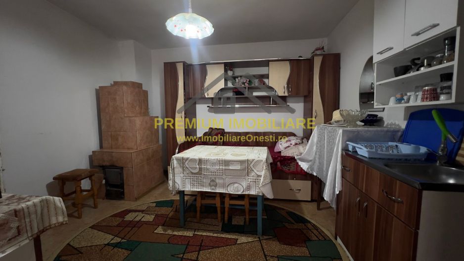 Casa de vanzare in statiunea turistica Tg-Ocna - Poză 11