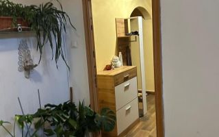 Apartament cu 3 camere in zona Grojului - Poză 4