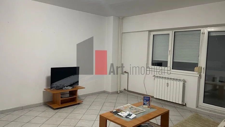 Apartament Piata Unirii, 2 cam, et 6/8, 3 balcoane - Poză 1