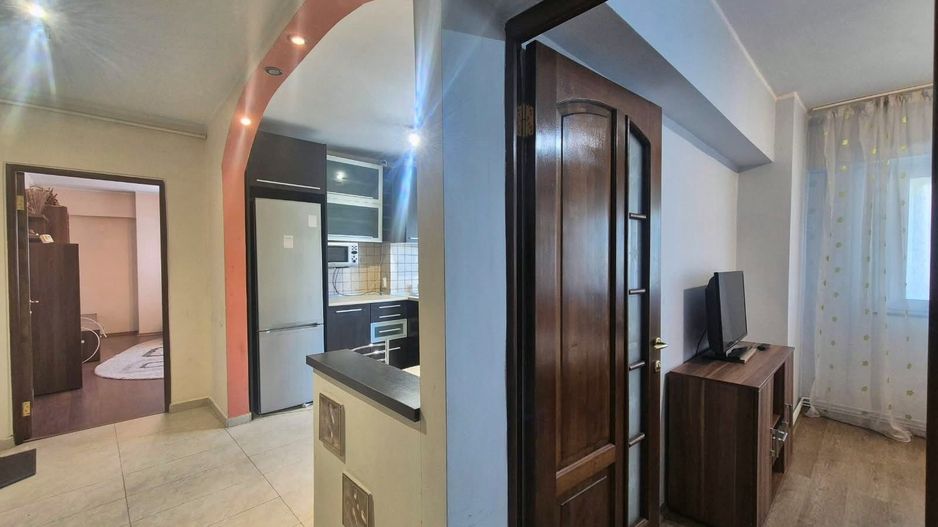 Centru Civic, 2 camere cu loc de parcare, ideal si pentru studenti - Poză 5