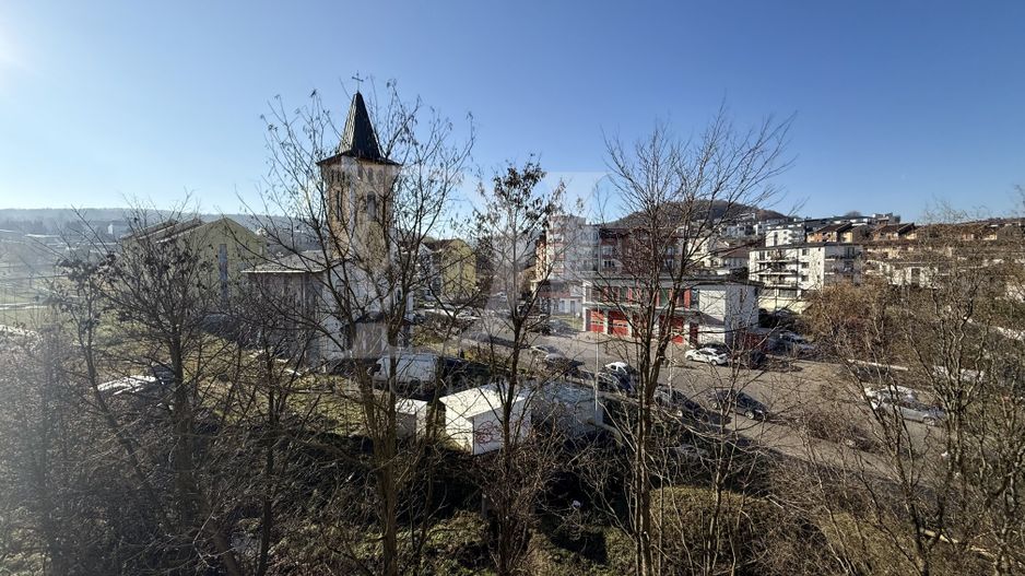 Apartament la cheie / etaj intermediar / Zona Eroilor - Poză 17