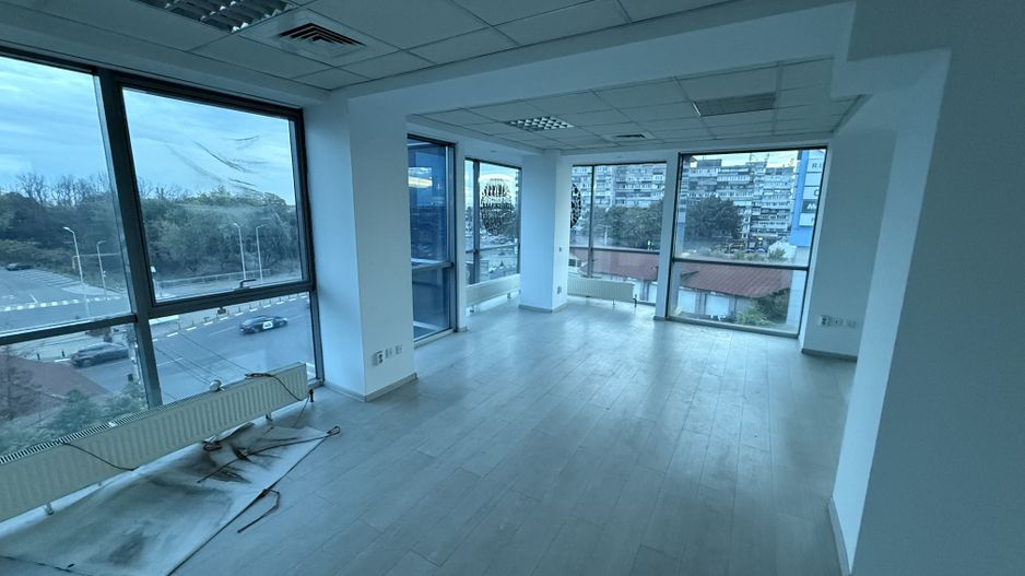 Spațiu Comercial de inchiriat langa AFI - Poză 6