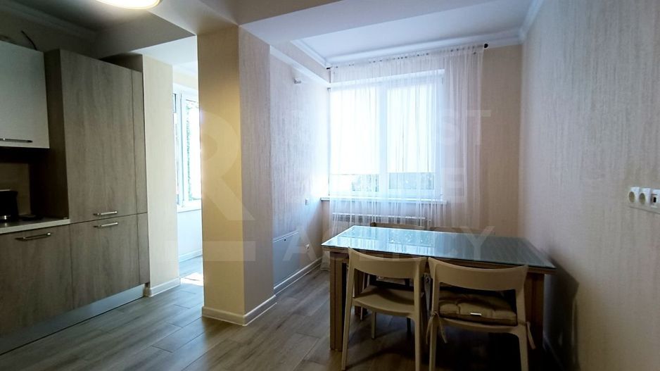 Chirie , apartament, 1 cameră + living, str. Vlaicu Pîrcalab, Centru. - Poză 8