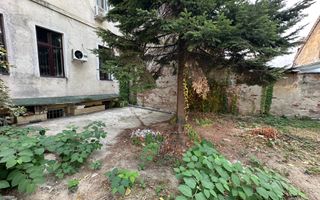 Apartament  4 camere în clădire istorica transformat în SAD - Poză 18