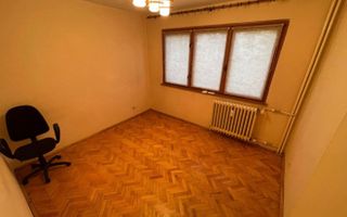Etaj 1 -Apartament 3 Camere-bloc fara risc- zona Tatarasi - Poză 1