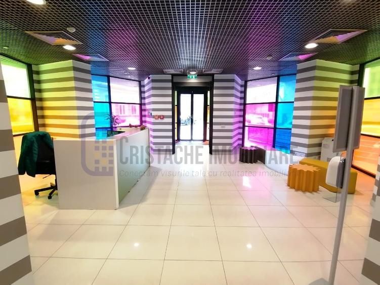 Spatiu birouri, suprafate intre 550 mp si 660 mp, Universitate - Poză 2