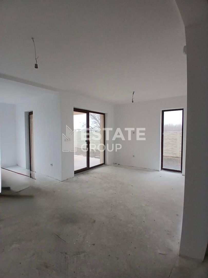 Duplex cu 4 camere in Dumbravita - Poză 3
