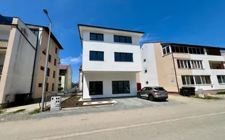 Finisat la cheie Intabulat, 3 camere, 2 bai, 2 parcar,i zona Dracula - Poză 12