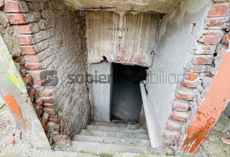 Casa situata ultracentral cu proiect autorizat - Poză 18