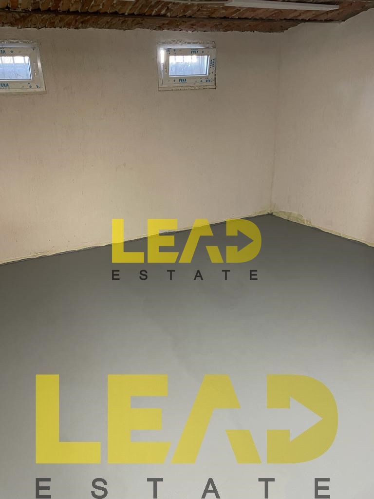 Casa renovata complet! 210 mp utili pe teren de 548 mp! - Poză 18