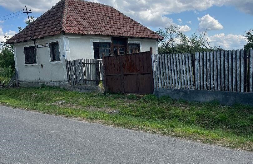 Casa in localitatea Carandeni - Poză 3