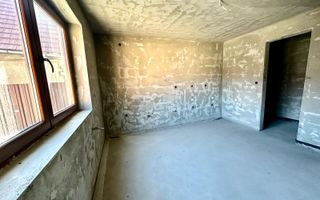 Casa 4 camere | Garaj | Teren 400 mp | Gusterita - Poză 1