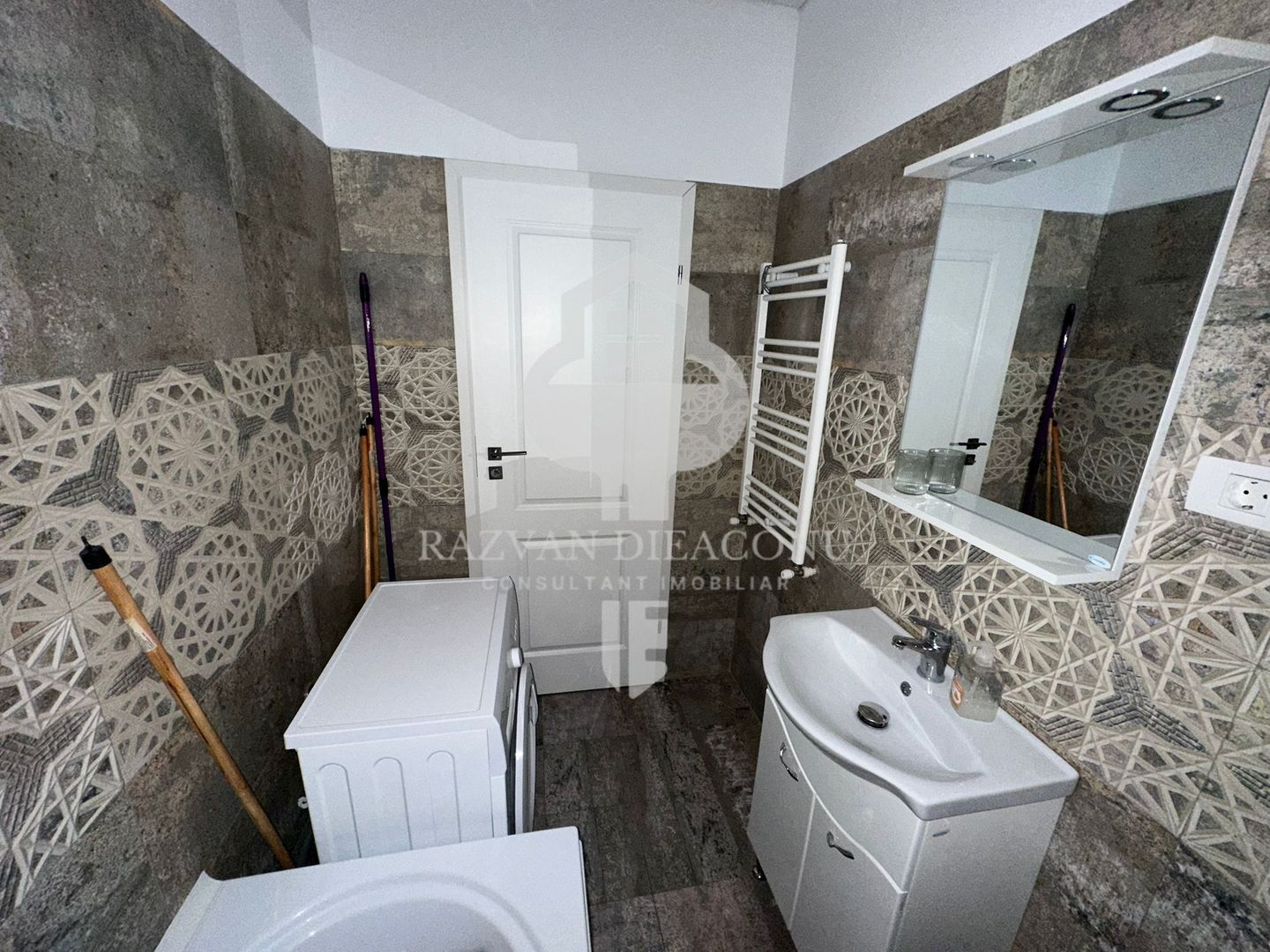 De vanzare apartament mamaia-sat - Poză 12