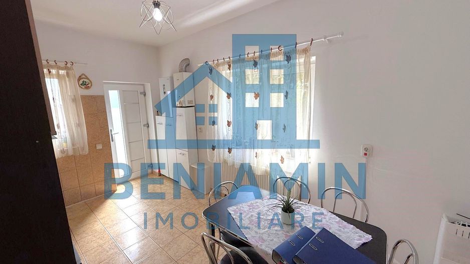 Casa P+1 - 703mp teren - 176mp casa - panouri solare - Consul - Poză 10