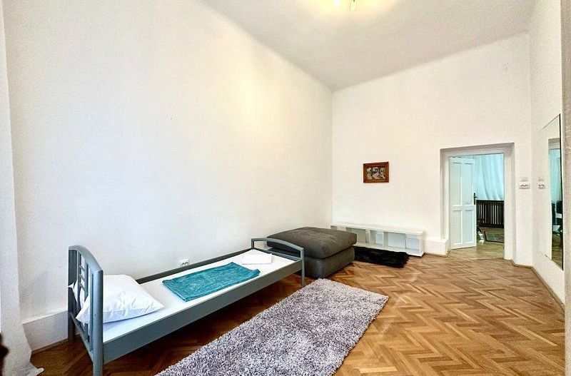 Apartament central, 4 camere - renovat - Poză 31