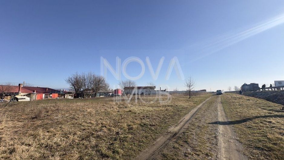 Teren  in suprafata de 4345 mp, Avrig - Poză 2