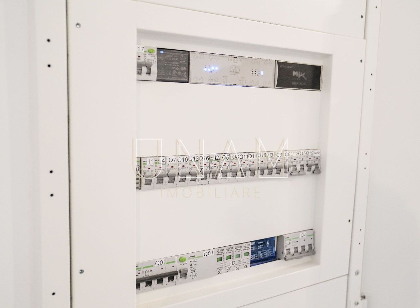 Confort și Eleganță în Centrul Orașului - Ap. de Închiriat în Bloc Nou - Poză 16