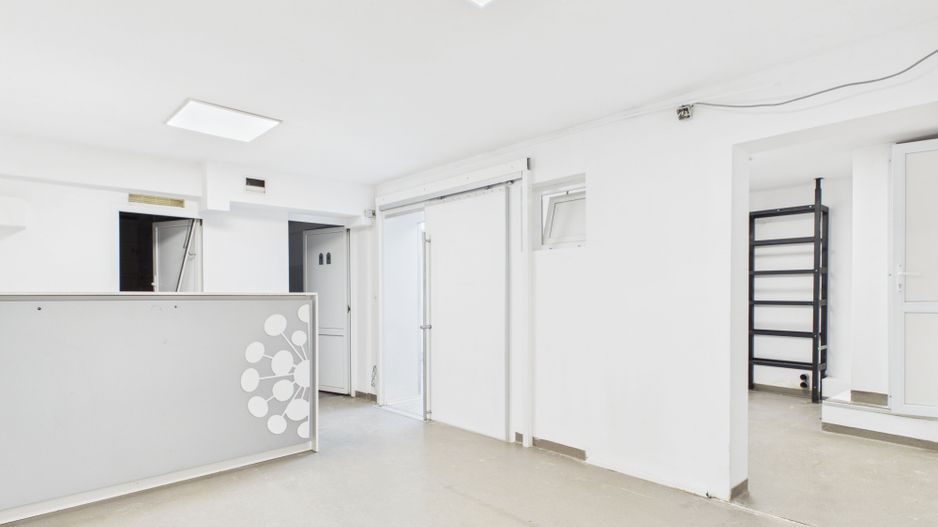 Clădire de 560 mp utili ~20 încăperi | Configurație medicală - Poză 7