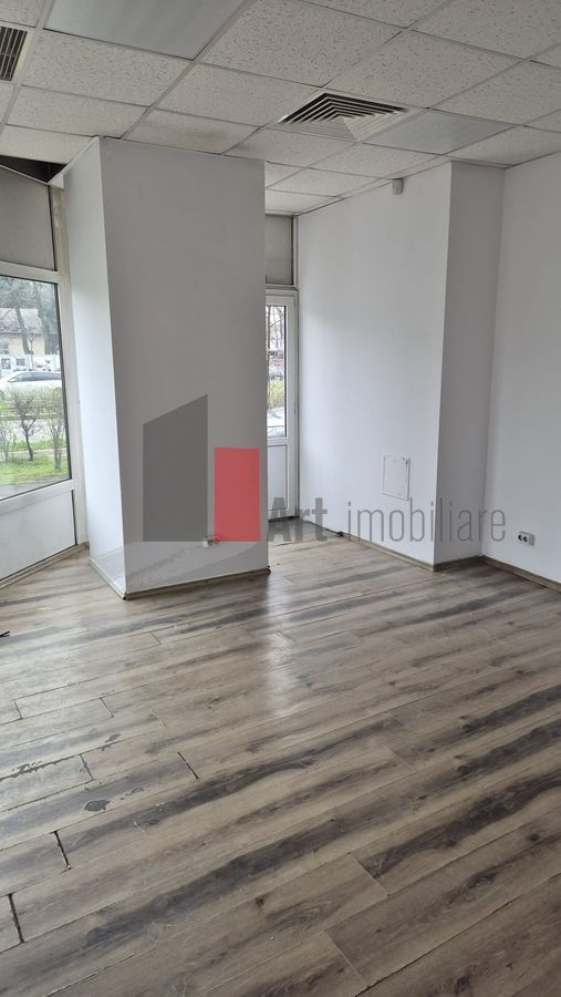 Spatiu Comercial de inchiriat, Ghencea, 60mp, Vitrina 10ml - Poză 4