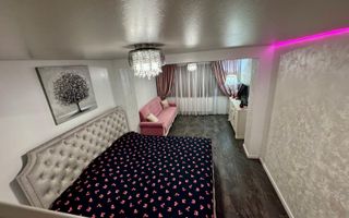 De vanzare apartament 3 camere Parter Mazepa 1 - Poză 8