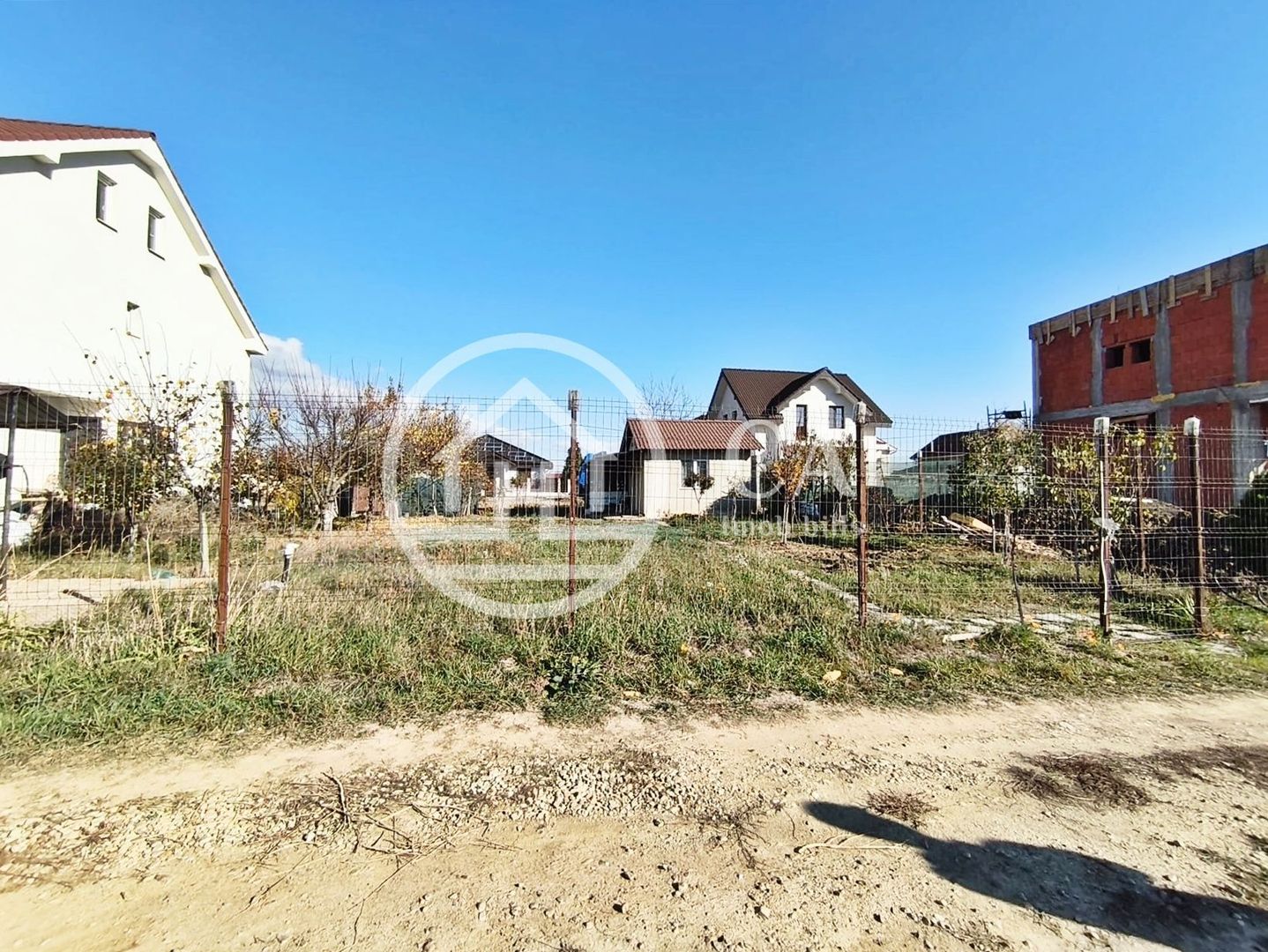 Teren de vânzare in Cartierul Viena, Oradea - Poză 1