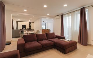 Penthouse dispus pe 2 niveluri in Dambul Rotund - Poză 1