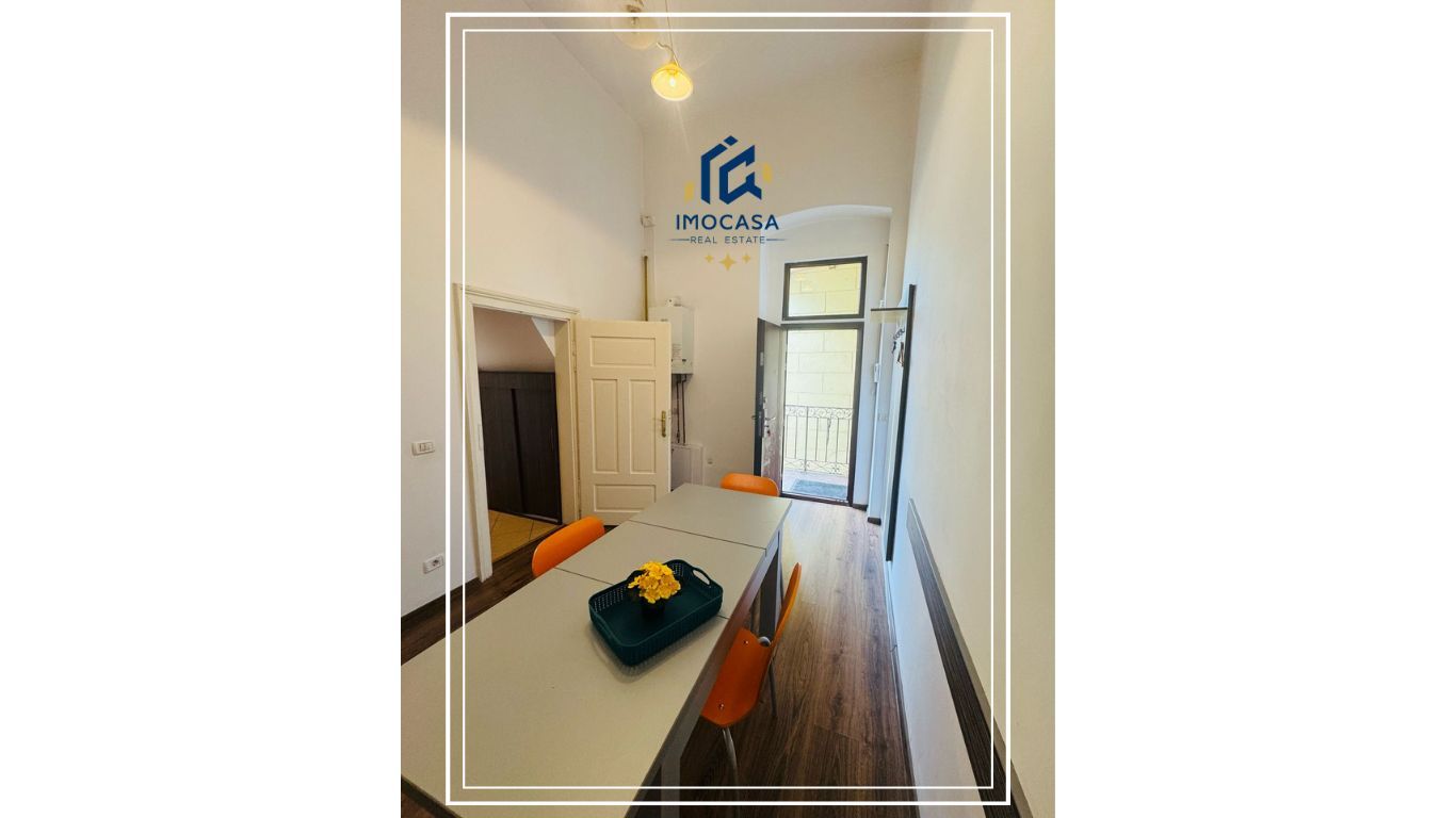 De vanzare 2 apartament istoric confort lux ultracentral Mobilate Arad - Poză 14