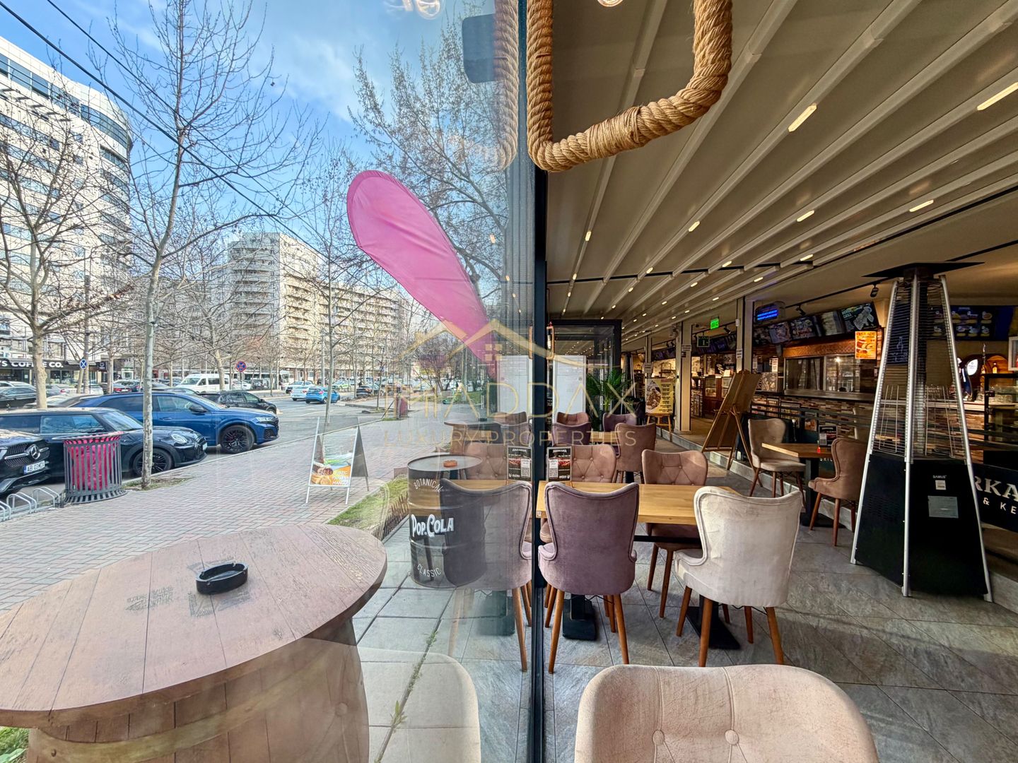 Spatiu Comercial  *731mp* / VAD stradal 31m / 19 locuri de parcare // Unirii - Poză 7