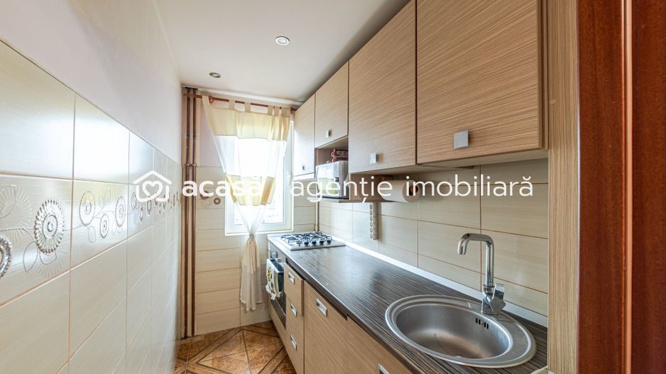 Apartament cu 3 camere in Vlaicu - Poză 4