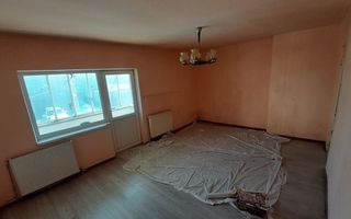 Apartament la pret de investitie, pregatit pentru renovare !! - Poză 4