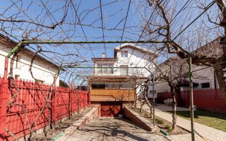 Casa Centrala Pitesti - Exercitiu, Strada Traian - Poză 1