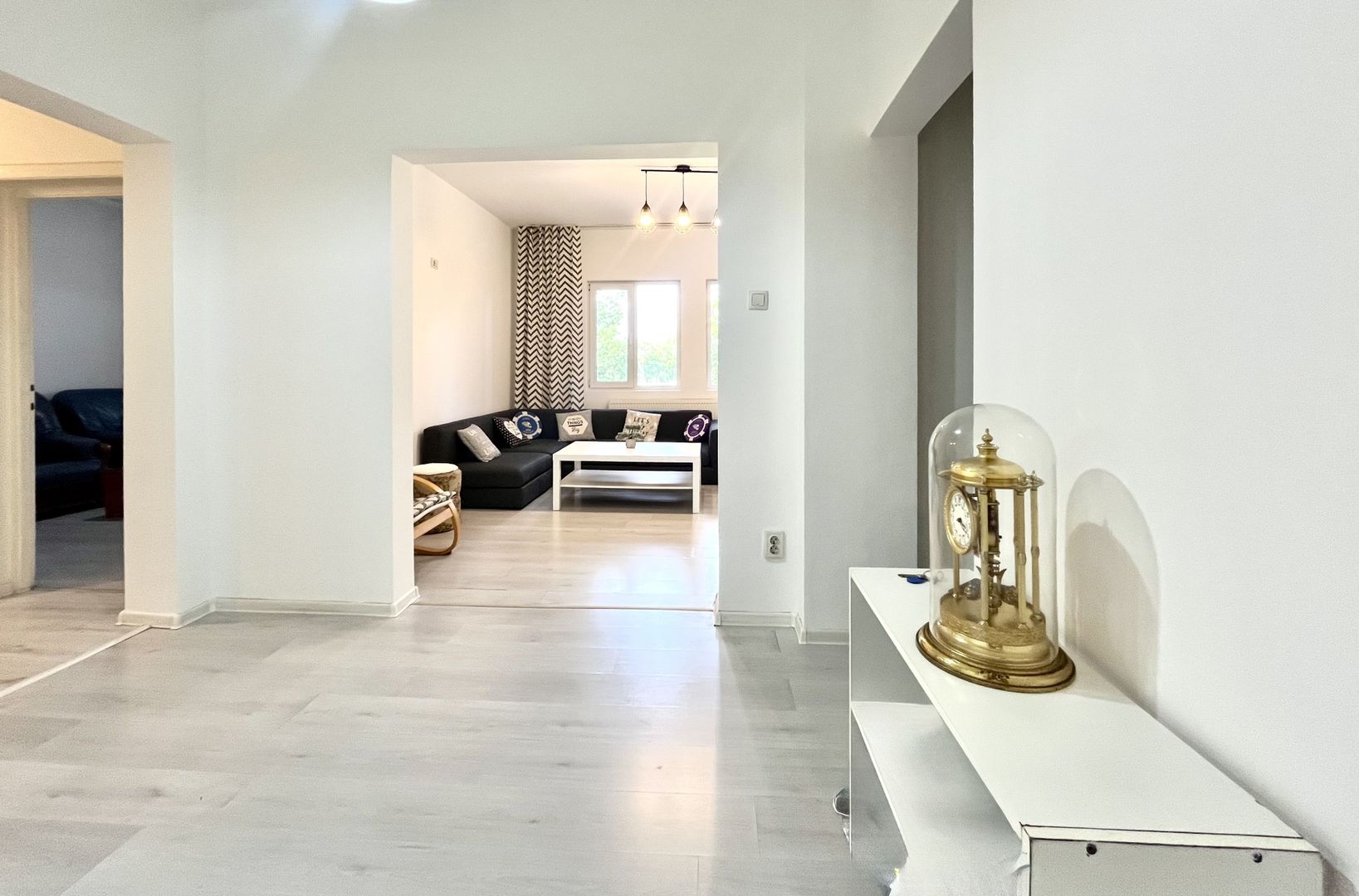 Apartament deosebit cu 3 camere, garaj, cu vedere unică la râul Bega - Poză 6