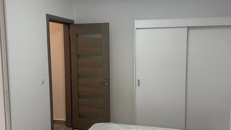 Apartament 2 camere, utracentral, Mall Mercur - Poză 4