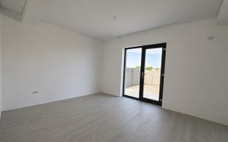 Vila str Miorita-4 camere-3 bai-2 dressinguri-beci - Poză 2