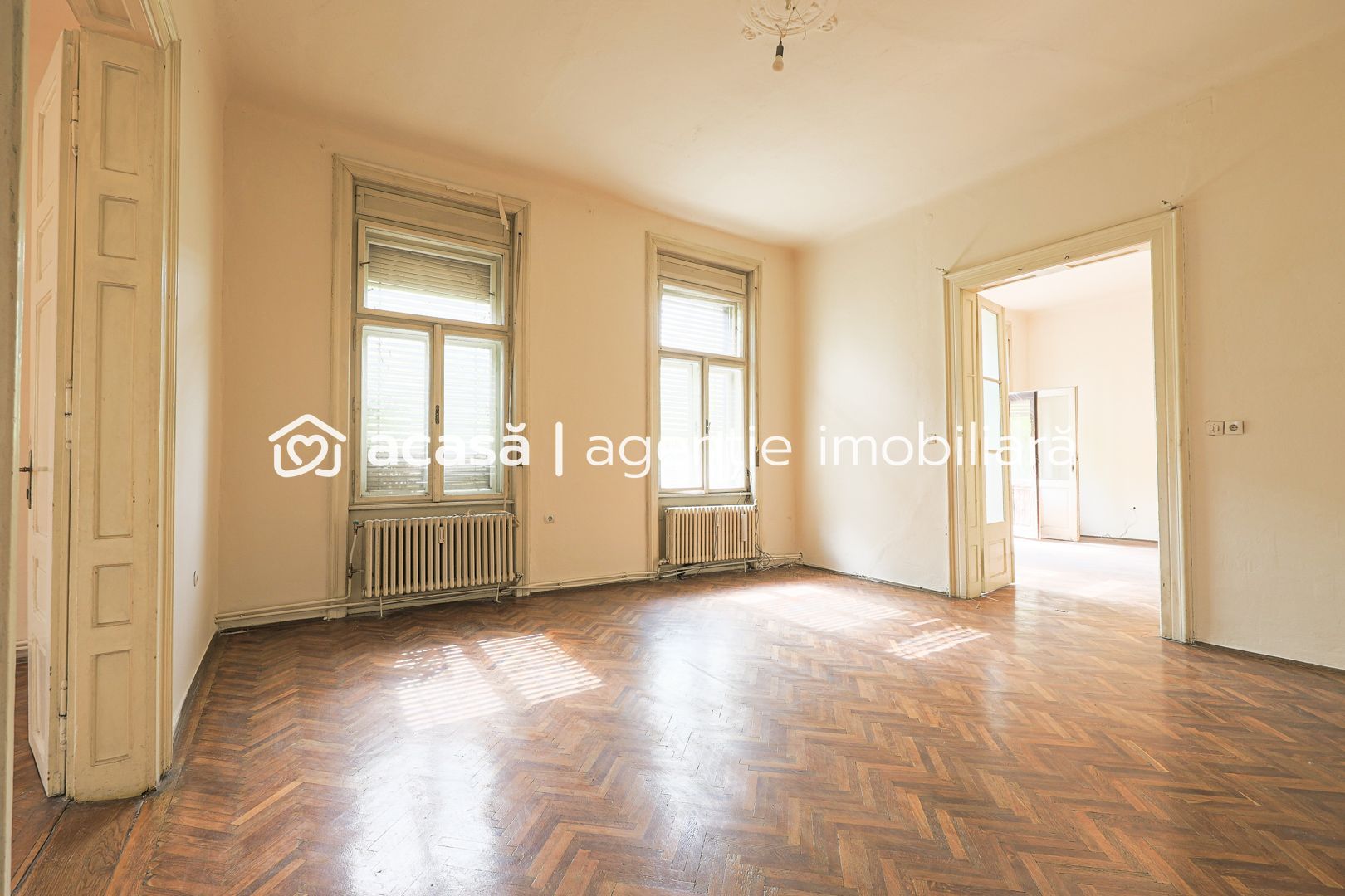 Vândut! Raritate pe piața imobiliară din Arad–Apartament cu 4 camere - Poză 3