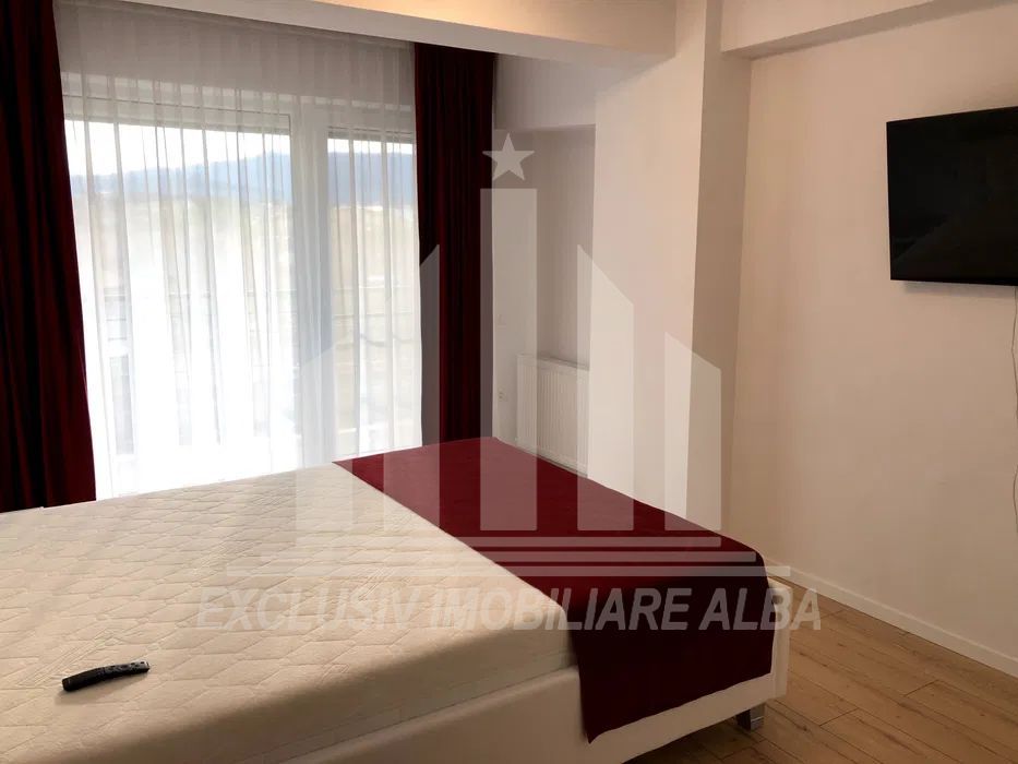 Apartament cu 2 camere, in bloc nou, ultracentral - Poză 3