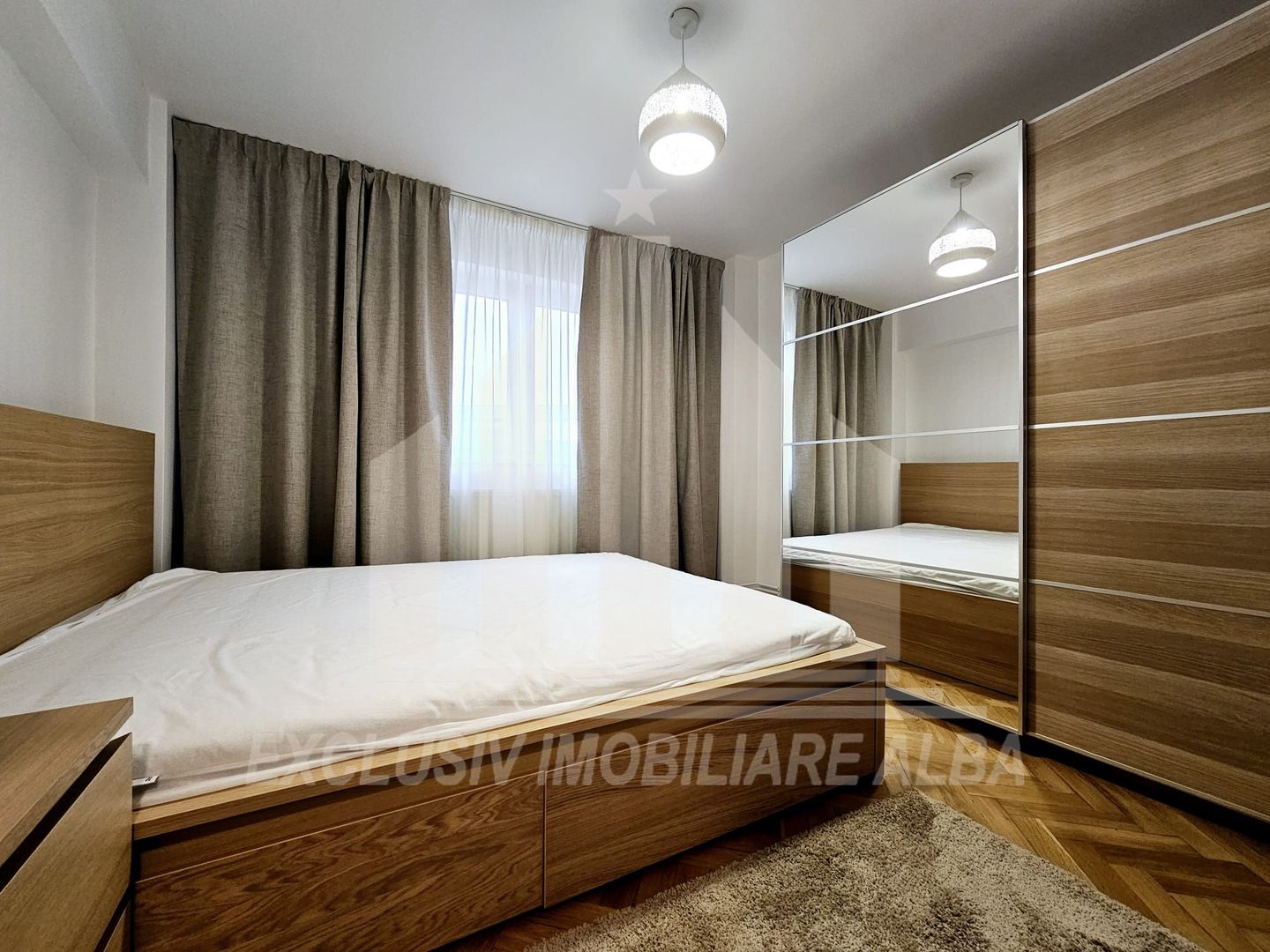 Apartament cu 3 camere decomandate, Cetate - Poză 6