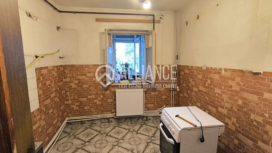 INEL 2 EDEN(cod03) - 2 Camere cu vedere stradala ! - Poză 12