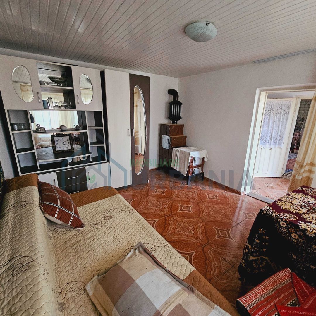 Particular, Vanzare urgenta Casa + teren com Grozesti jud Iasi - Poză 6