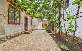 Casă Individuală cu spațiu comercial - Variaș - Poză 34
