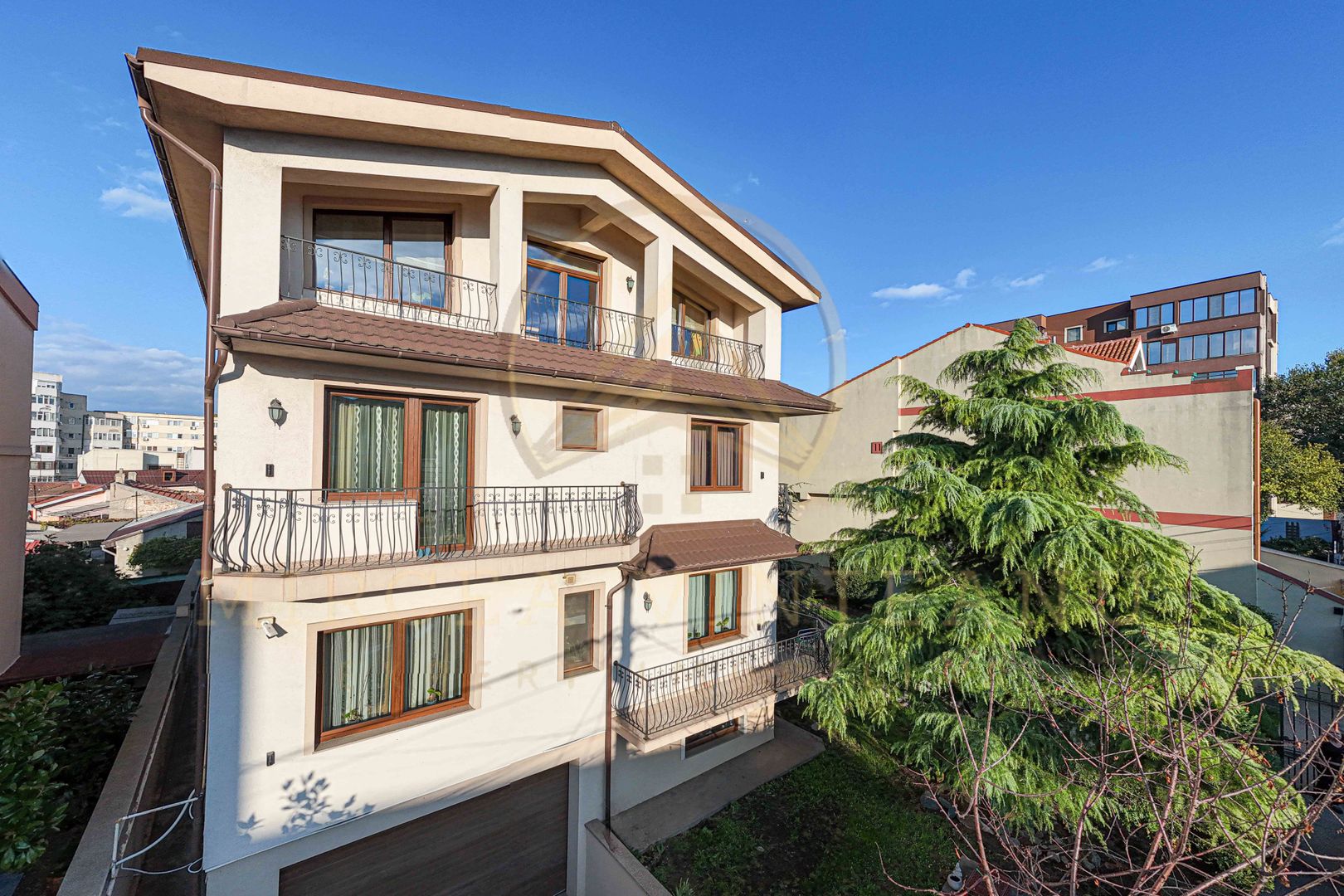 DACIA - Vila D+P+1E+M, teren 780 mp, deschidere 24 ml. - Poză 101