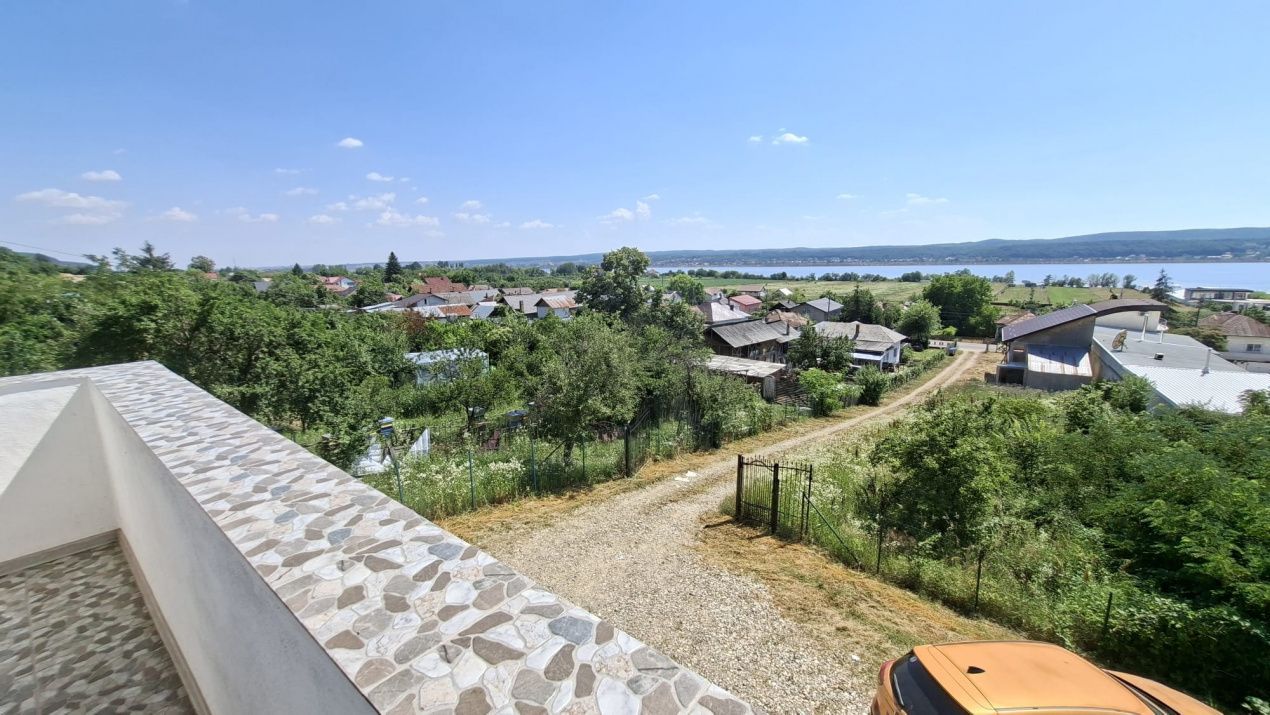 Casă-Pensiune Agroturistica spatioasa P+M Budeasa cu vedere la lac - Poză 11