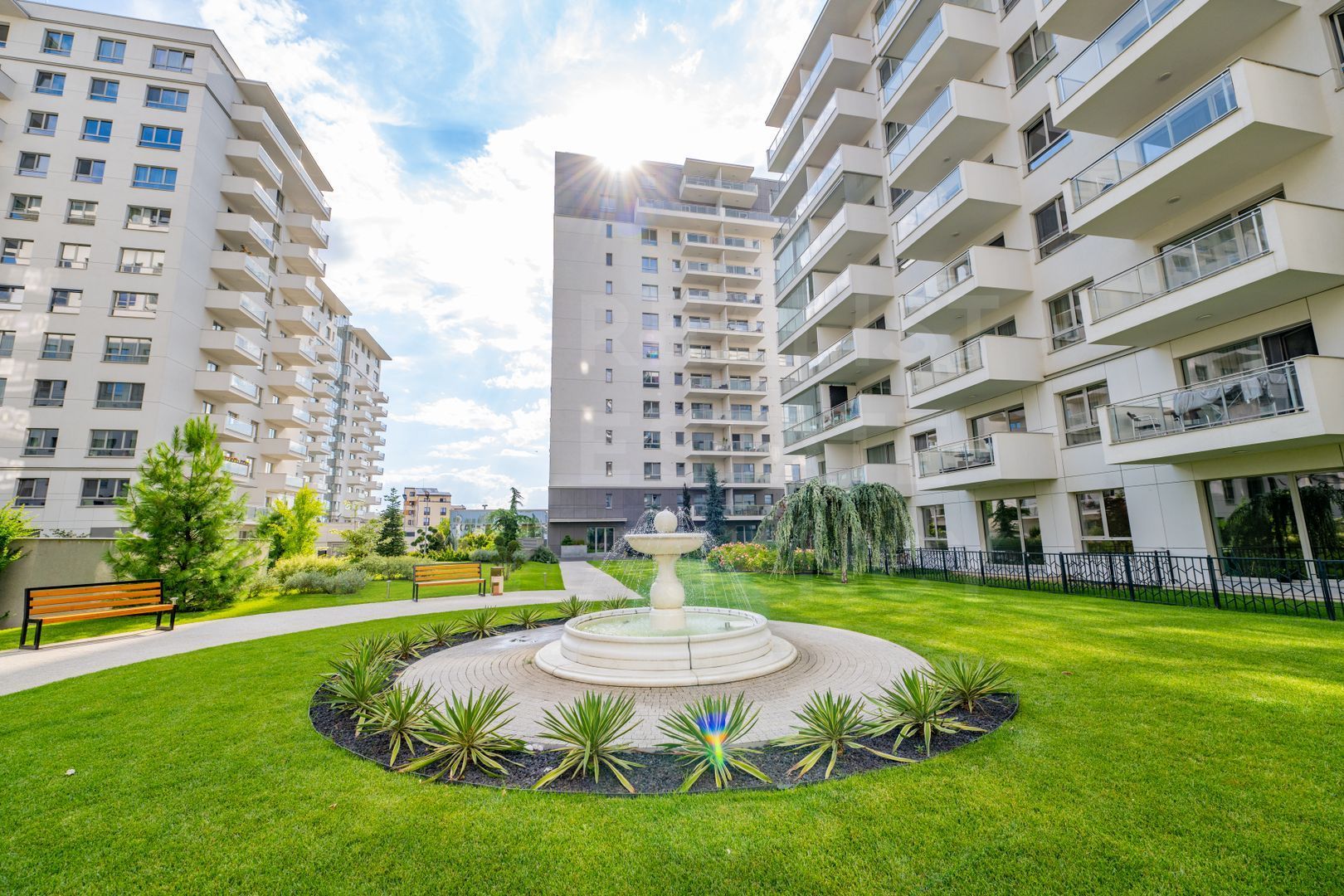 Vânzare, apartament cu 2 camere, Luxuria Residence, Bucureşti - Poză 3