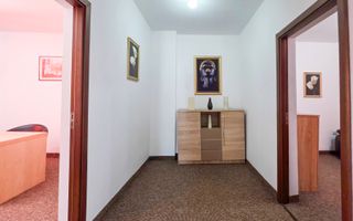 Oportunitate Investițională: Vilă cu Destinație Comercială - Poză 5