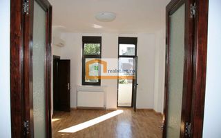 Polona - Pta Romana, Exclusivist, Metrou Pta Romana la 600m distanta - Poză 9