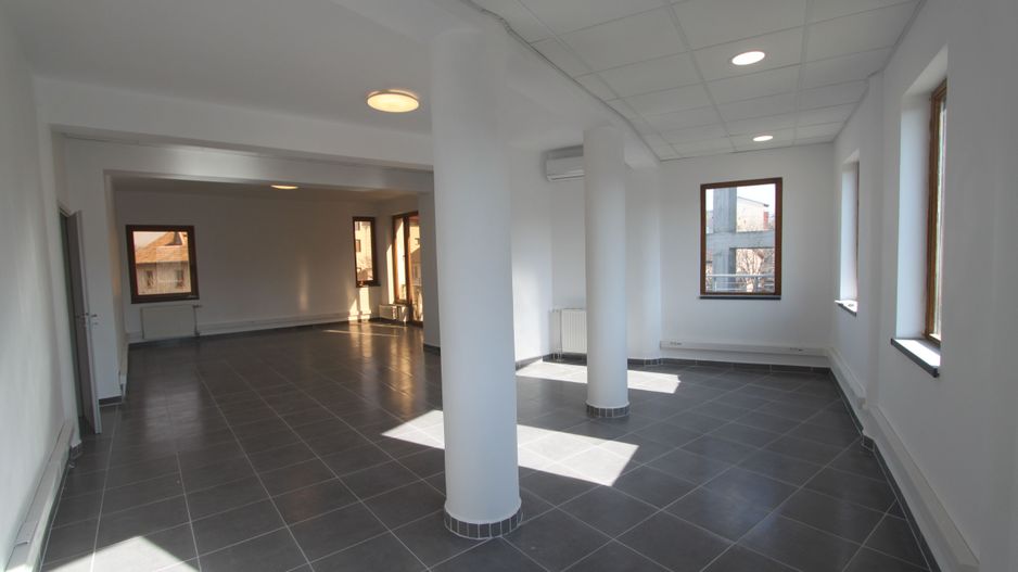 Cladire birouri - 282 mp -  zona Rebreanu - Poză 5
