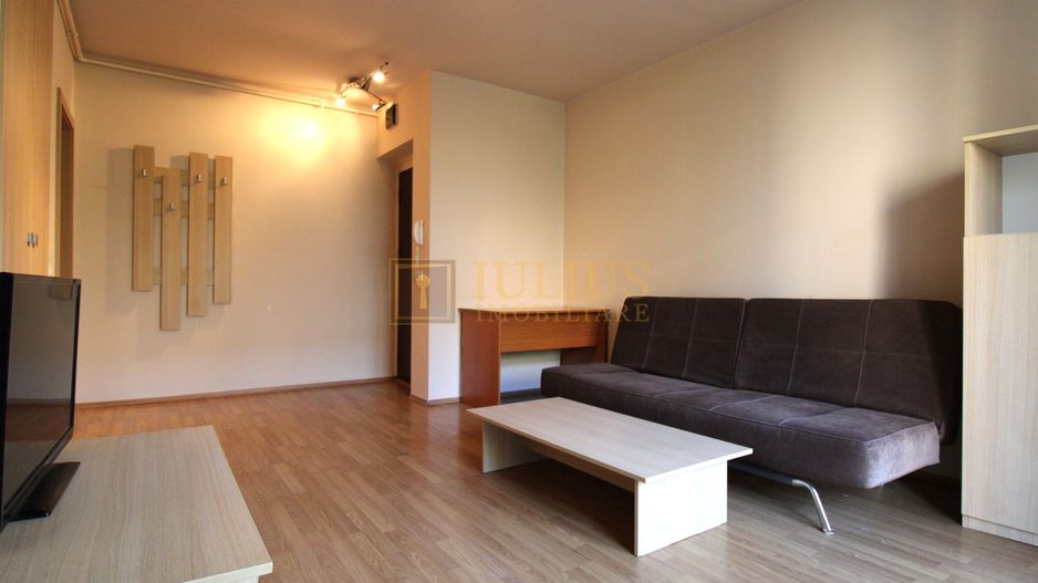 Centrala proprie, bucatarie inchisa si balcon spatios; posibilitate decontare - Poză 2