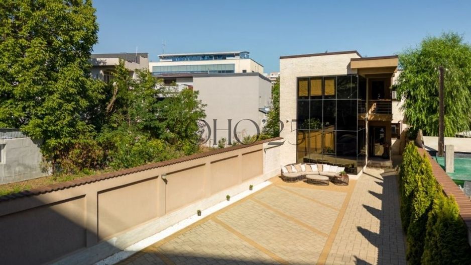 Vilă design spectaculos, 120mp, 8 parcări, pentru locuință,home office - Poză 2