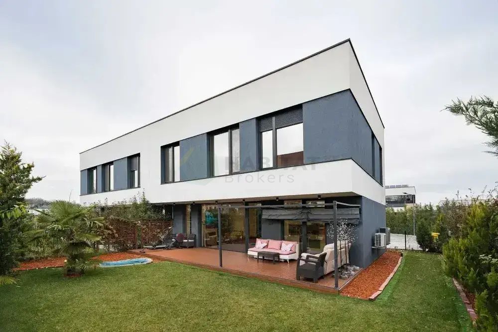 Vila care redefinește confortul – Design modern, vedere spre pădure Amber Garden - Poză 3